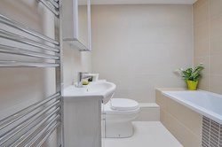 bathroom-1336164_960_720